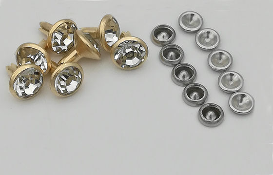 China O laço excelente do metal provê o ouro de prata a cor personalizada para sapatas das senhoras fornecedor